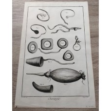 10743