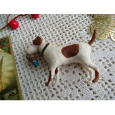 Hunting Dog with Duck • Antique style • Spun-Cotton • Christmas ornament