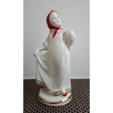 Dancing Girl USSR Chudovo porcelain figurine 1958