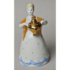 Russian Woman with Samovar ~ Vintage Dulevo porcelain figurine ~ 1970s ~ Made in USSR